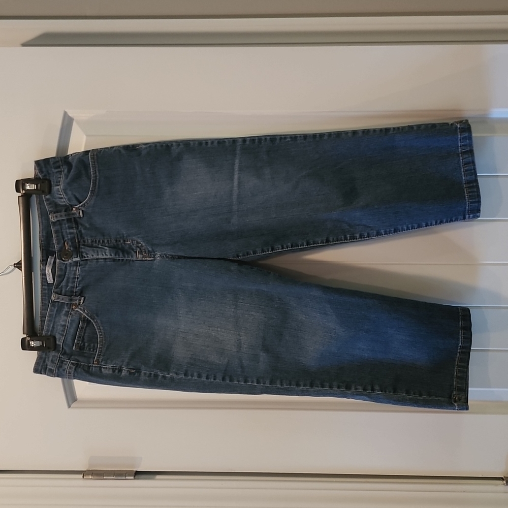 Bandolino blu Jean Capris Size 8